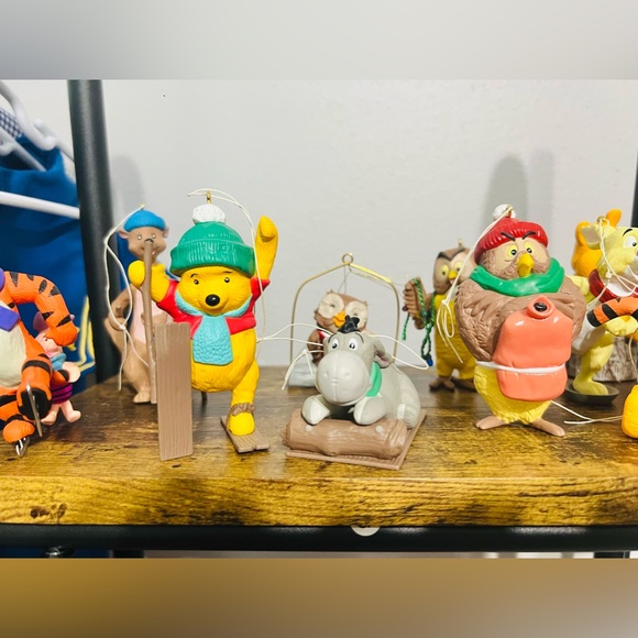 10 Vintage Winnie The Pooh & pals Hallmark Christmas...